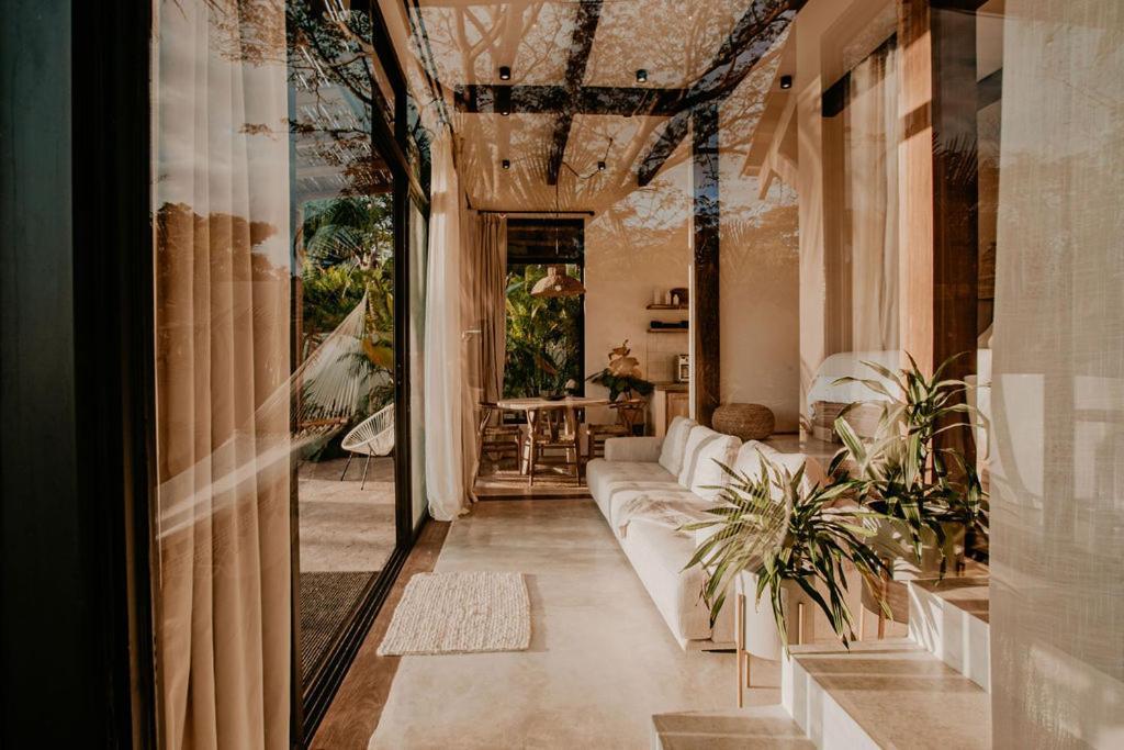 Sansara Surf Yoga & Resort Камбутал Екстериор снимка