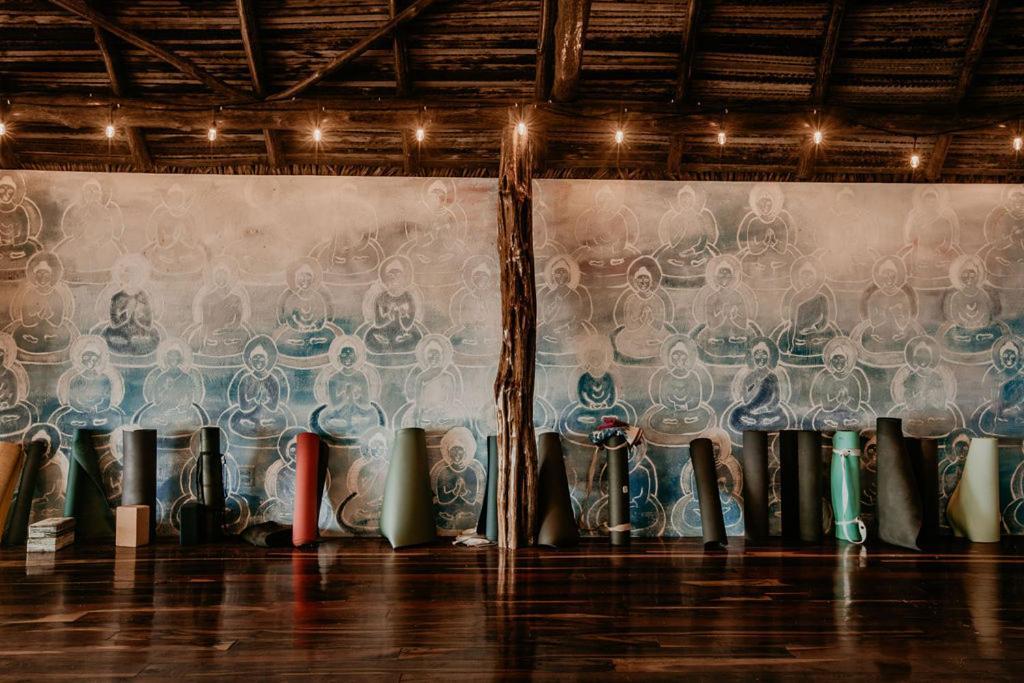 Sansara Surf Yoga & Resort Камбутал Екстериор снимка