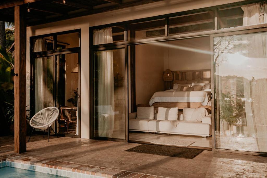Sansara Surf Yoga & Resort Камбутал Екстериор снимка
