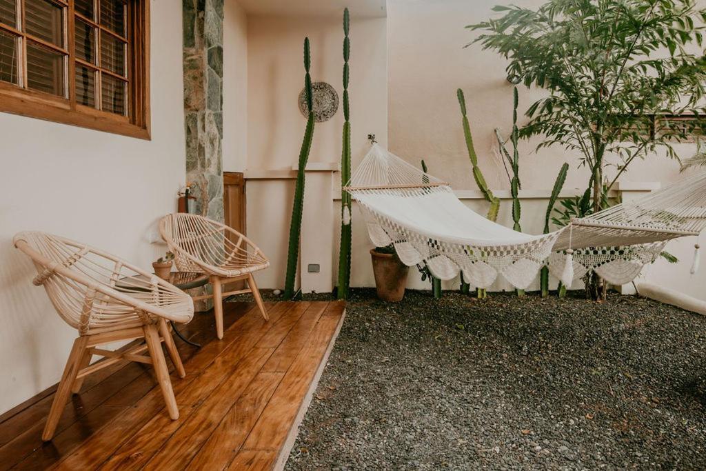 Sansara Surf Yoga & Resort Камбутал Екстериор снимка