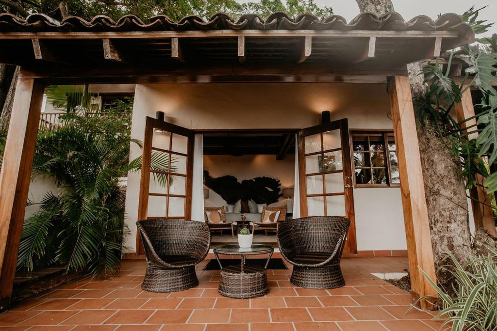 Sansara Surf Yoga & Resort Камбутал Екстериор снимка