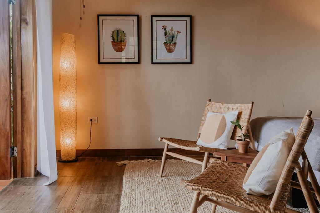 Sansara Surf Yoga & Resort Камбутал Екстериор снимка